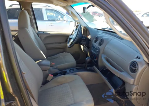 2006 Jeep Liberty Sport from USA, damaged, VIN 1J8GL48K86W288755